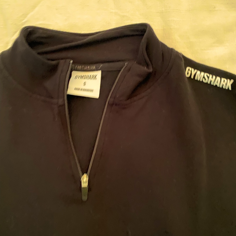 Gym shark pull over zip up size s
